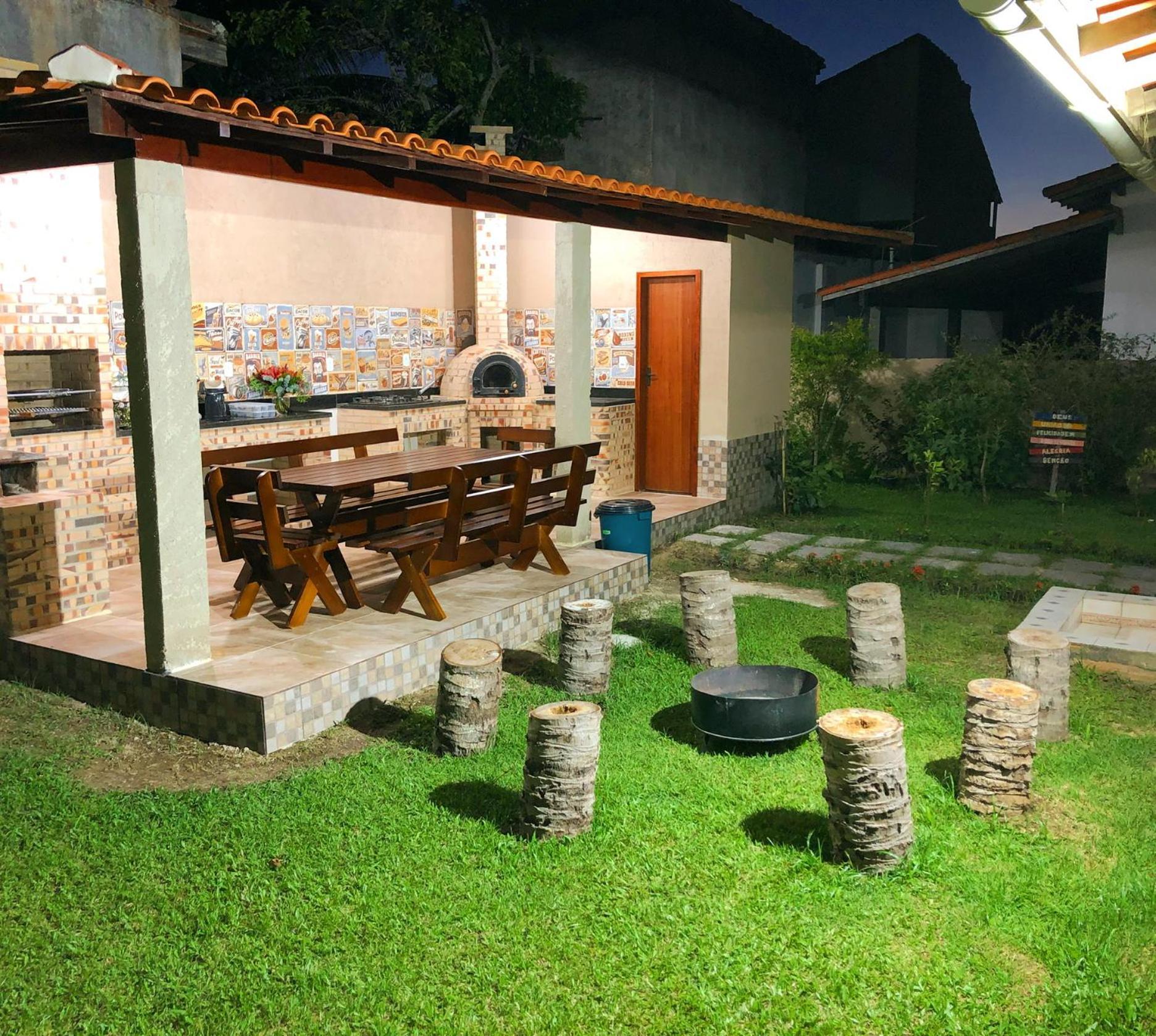 Casa Bem Espacosa Com Piscina, Campo De Futebol E Area Gourmet A Um Quarteirao Da Lagoa De Praia Seca Araruama Exterior foto